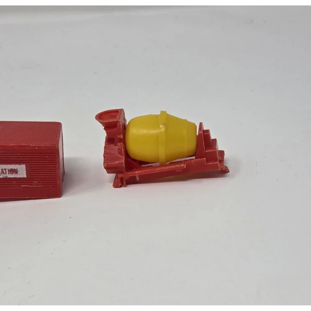 Vintage Motor Force Diecast Truck Lot 4pc Gasoline Milk Refrigeration Cement